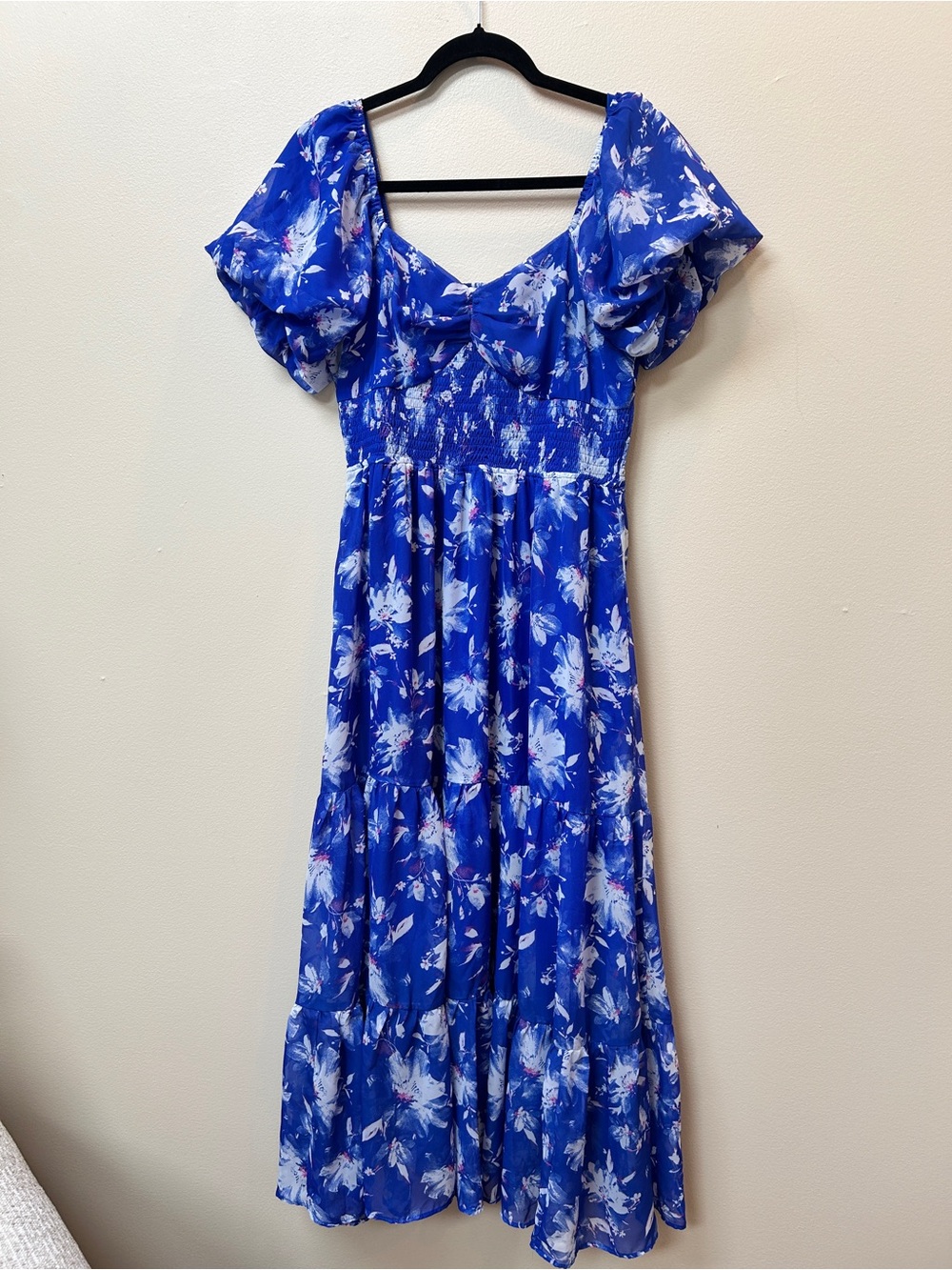 Listicle Blue Floral Puff-Sleeve Maxi Dress